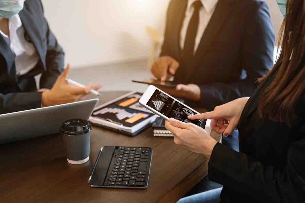 /images/uploads/business-documents-on-office-table-with-smart-phon-2025-04-21-16-12-15-utc.jpg